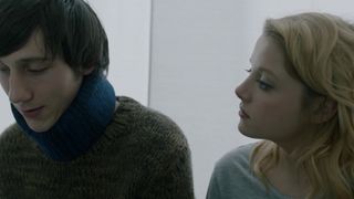 Jella Haase, Paula Beer - 4 Konige (2015) celebrity sexy video