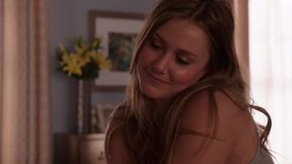 Julianna Guill nude. Girlfriends Guide to Divorce (2014) s01e02