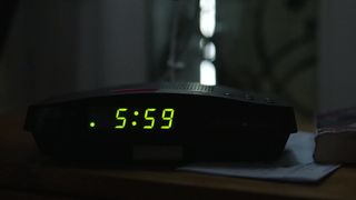 Stephanie Caillol - Au sol (2014) celeb hot scene