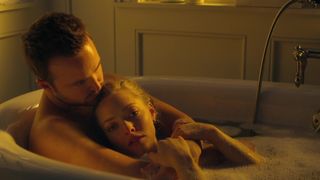Amanda Seyfried nude - Fathers and Daughters (2015)