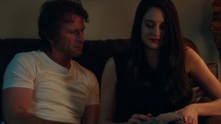 Shailene Woodley - White Bird In A Blizzard (2014) actress sexy video