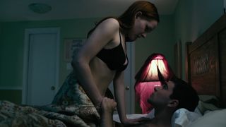 Zoe_Cleland_-_How_to_Plan_an_Orgy_in_a_Small_Town (2015) Hot Actress