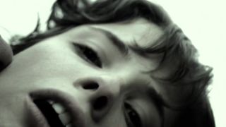 Mariana Ximenes, Claudia Ohana - Zoom (2015) actress nude videos