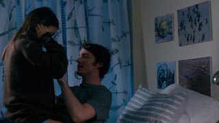 Victoria Justice nude sex - Naomi and Ely's No Kiss List (2015)