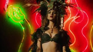 Eiza Gonzalez, Elle LaMont, and other - From Dusk Till Dawn s01e06 (2014) celebs naked