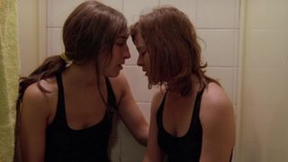 Sofia Del Tuffo, Luana Casavalle, Leticia Machalski - Se! (2014) celeb hot scene