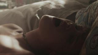 Mathilde Warnier - A toute epreuve (2014) celeb naked