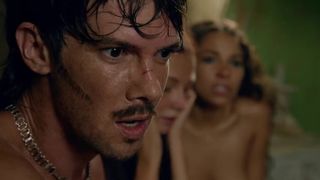 Jessica_Parker_Kennedy__Clara_Paget_-_Black_Sails_s02e05 (2015)