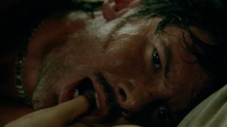 Jessica_Parker_Kennedy__Clara_Paget_-_Black_Sails_s02e05 (2015)