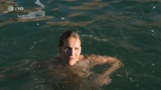 Tanja Wedhorn - Lebe lieber italienisch! (2014) actress nude videos