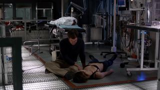 Olivia_Wilde_-_The_Lazarus_Effect (2015)