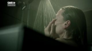 Lisa Maria Potthoff, Mathilde Bundschuh - Morderhus - Der Usedom-Krimi (2014) celeb nude scene