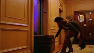 Rihanna__Rachel_Roberts_-_Bitch_Better_Have_My_Money 2015 - Hot Music Vid