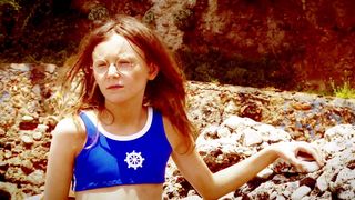 Natalia Avelon - Alles Inklusive (2014) celebs topless scenes