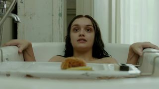 Olivia_Cooke_-_The_Quiet_Ones (2014)