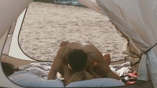 Melanie_Thierry_-_Le_regne_de_la_beaute (2014)