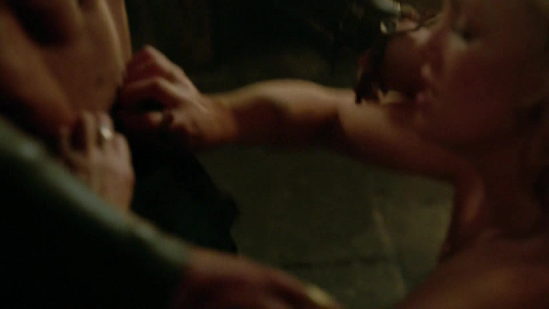 Hannah_New_-_Black_Sails_s02e03 (2015)