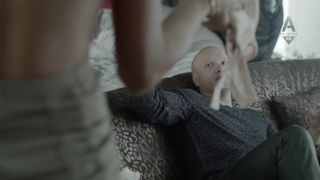 Samira Adgezalova – Sladkaya zhizn s01e02 (2014) actress naked