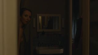 Audrey Lamy, Victoria Olloqui - Tout pour etre heureux (2015)celebrity hot video scene