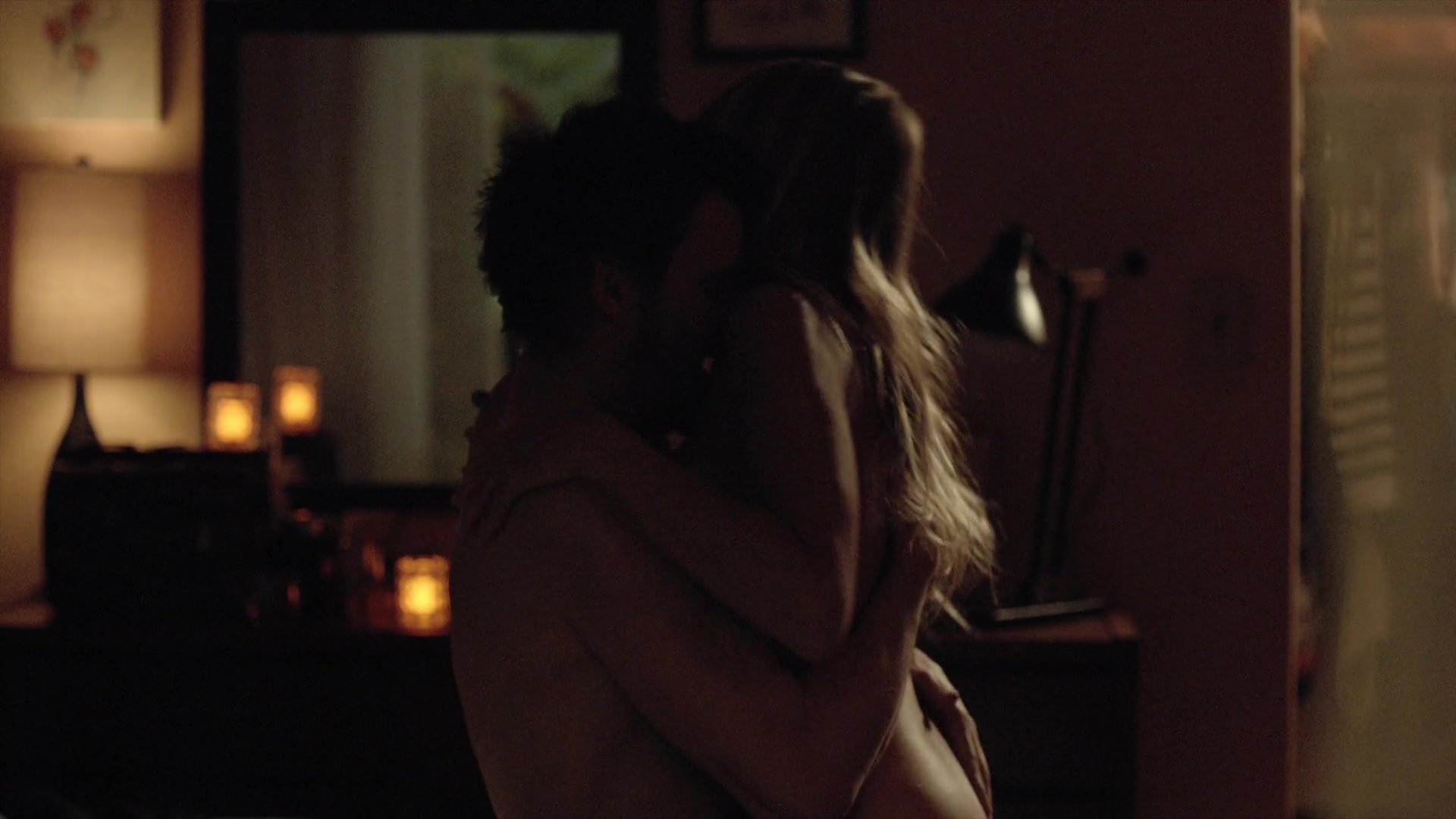 Eliza_Coupe_-_Casual_s01e06 (2015)