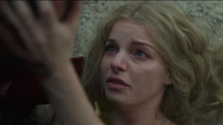 Yvonne_Catterfeld_-_La_belle_et_la_bete (2014)