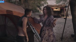 Jiz_Lee_-_Transparent_s02e09 (2015)