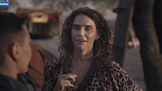 Jiz_Lee_-_Transparent_s02e09 (2015)