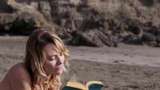 Emma Leonard, Cian Elyse White - 800 Words s01e05 (2015) celebrity topless scenes