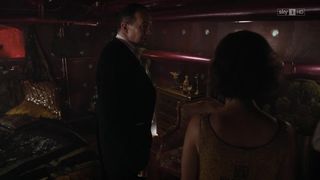 Liv Lisa Fries, Franziska Holitschke, Laura Kiehne - Babylon Berlin  (2017)