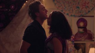 Kathryn Hahn, Jasmine Cephas Jones – Mrs. Fletcher s01e06 (2019) Sexy movie scene