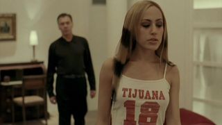 Irene Montala, Rakel Gonzalez-Huedo - Fausto 5.0 (2001) Censorship scene