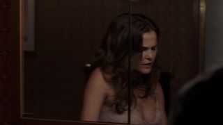Keri Russell -The Americans (2017) s05e02 Naked TV movie scene