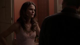 Keri Russell -The Americans (2017) s05e02 Naked TV movie scene