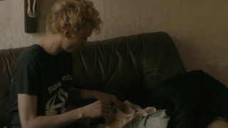 Leoni Schulz nude - Tore tanzt (2012)