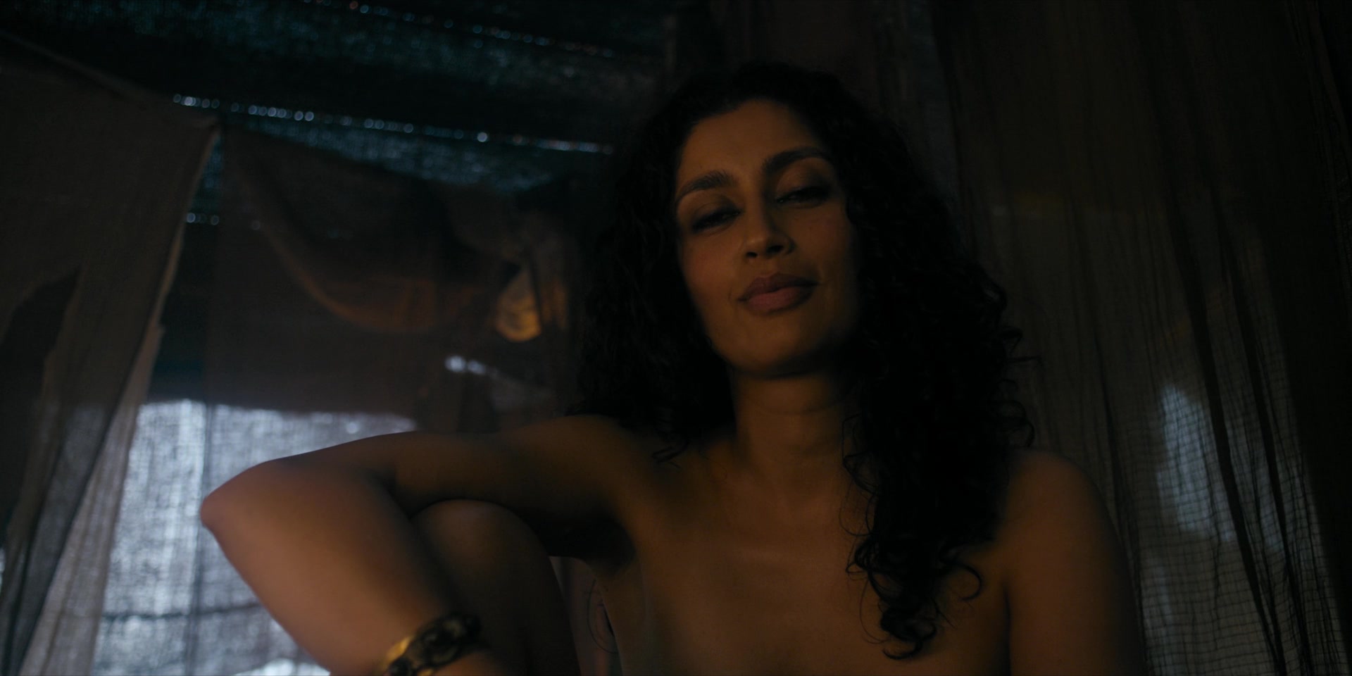 Karishma_Ahluwalia_-_Marco_Polo_s02e05 (2016)