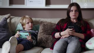 Miranda Leonhardt nackt - Rabenmutter  (2016) (Season 1, Episode 1)