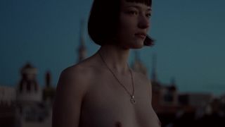 Nerea Revilla Merino nude - ORO (2017)