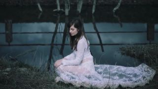 Sarah Juel Werner, Shelly Levy, Rikke Eberhardt Knudsen, Jacobe Orry - Knyttet til Helvede. Paradis (2017) celebrity hot video scene