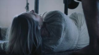 Sarah Juel Werner, Shelly Levy, Rikke Eberhardt Knudsen, Jacobe Orry - Knyttet til Helvede. Paradis (2017) celebrity hot video scene