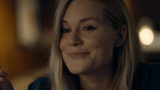 Sofie Torp - Dronning Ingrid (2019) sexy topless scenes