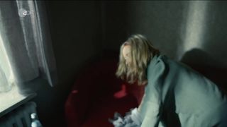 Stefanie Stappenbeck - Der 7. Tag (2017) Naked actress in a hot scene