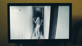 Lula Magalhaes - Indutor (2016) Naked hot scene