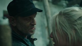 Linda Lapinsh - Igra na vyzhivanie s01e02 (2020) Naked sexy video