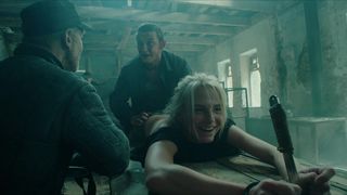 Linda Lapinsh - Igra na vyzhivanie s01e02 (2020) Naked sexy video