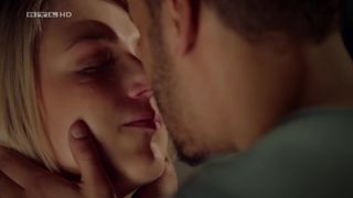 Iris Mareike Steen - Gute Zeiten, schlechte Zeiten e6029 (2016) Naked actress in a movie scene