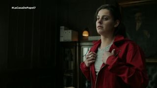 Clara Alvarado nude - La Casa De Papel  (2017) (Season1, Episode7)