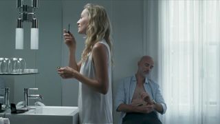 Simone-Elise Girard - Boris sans Beatrice (2016) Censored scene