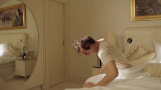 Anna Kaderavkova nude - Stastny novy rok (2019)