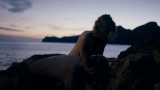 Luise Heyer - Das schonste Paar (2018) celebrity nude video