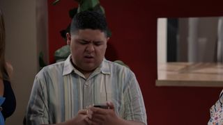 Sofia Vergara - Modern Family s10e02 (2018) Hot naked video